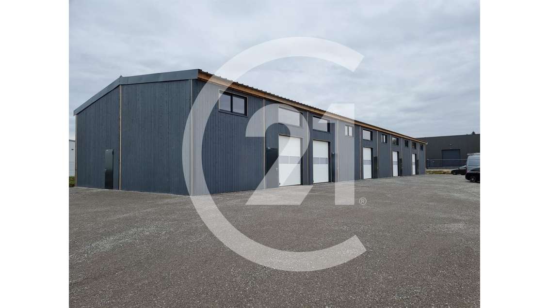 Entrepôt 150m² à Grâne ZA Les Grandes Vignes