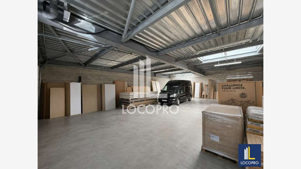 propose à la location un