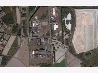 À louer – Entrepôt de 1 250 m² proche de Dunk