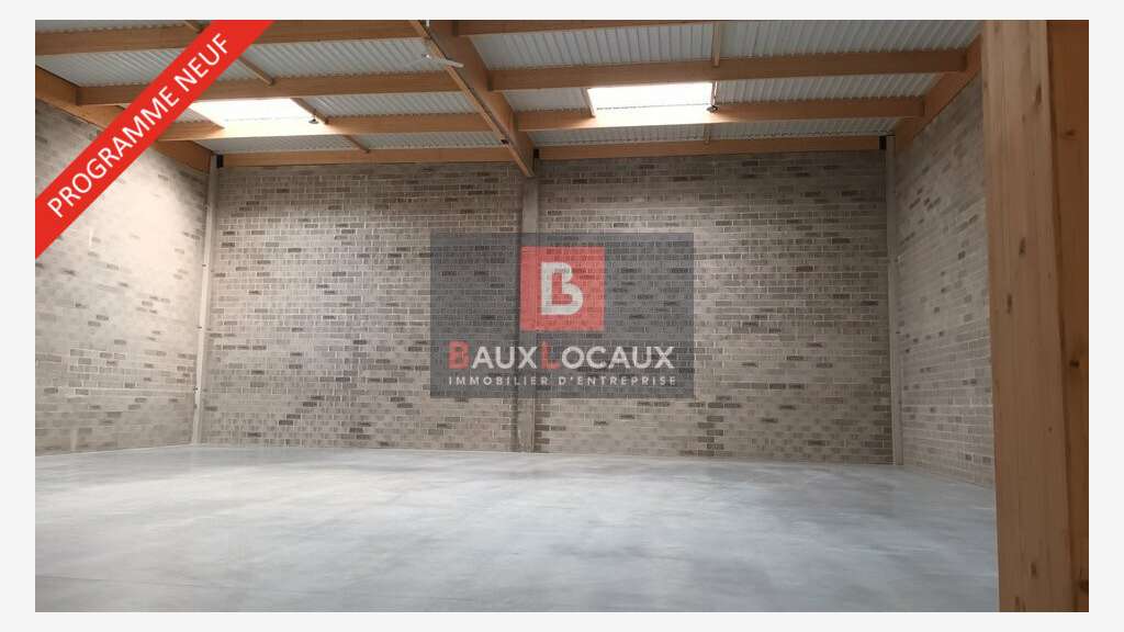 Entrepôt logistique 1408m² à louer à Graveson