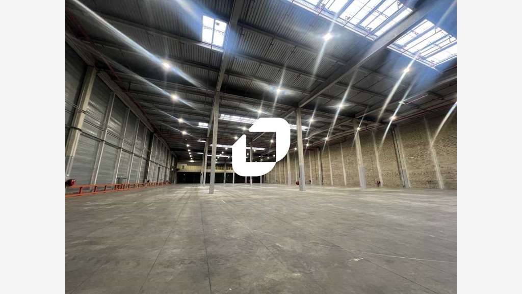  vous propose un bâtiment logistique d'une