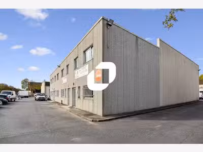 A louer Local d'activité 176m² Grigny