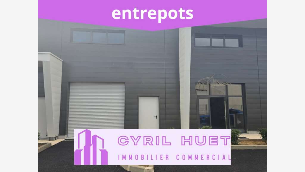 Loue entrepôt local industriel 380m² à Grimaud