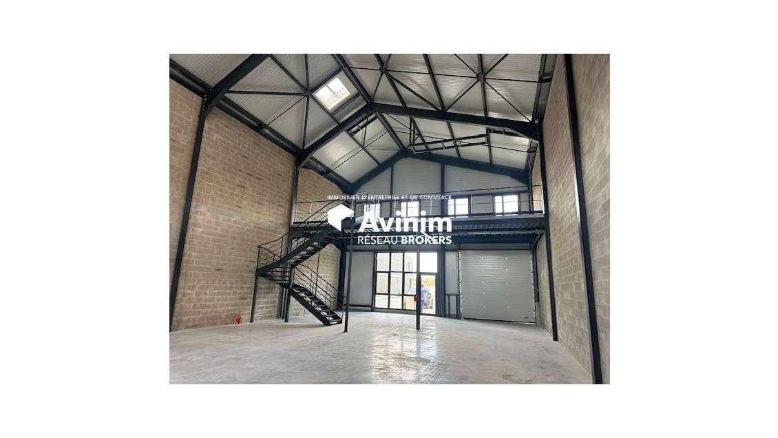 À LOUER – Cellules d’activité neuves de 261 m² (do