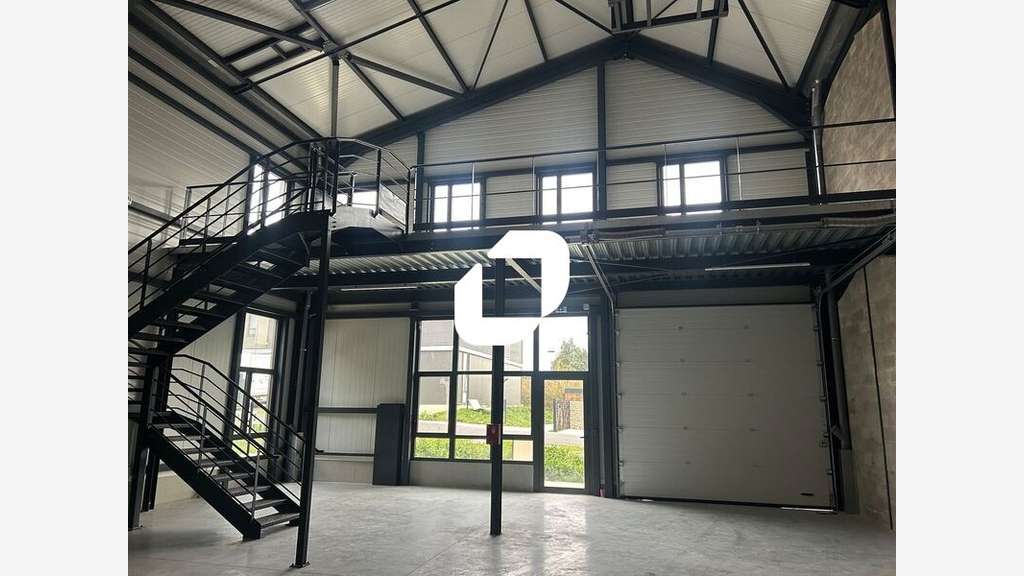 A louer Local d'activité 174m² Groslay