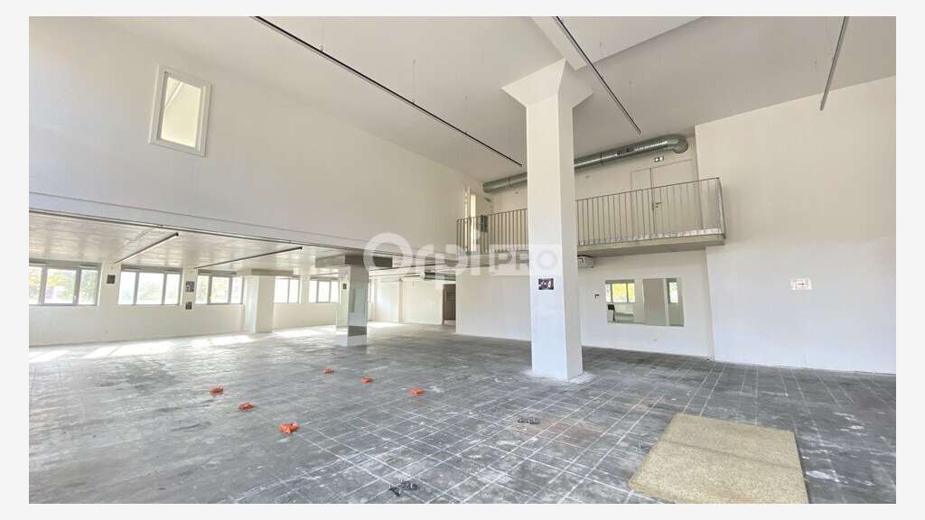 Local d'activité 1500m² à louer Haut de Guebwiller
