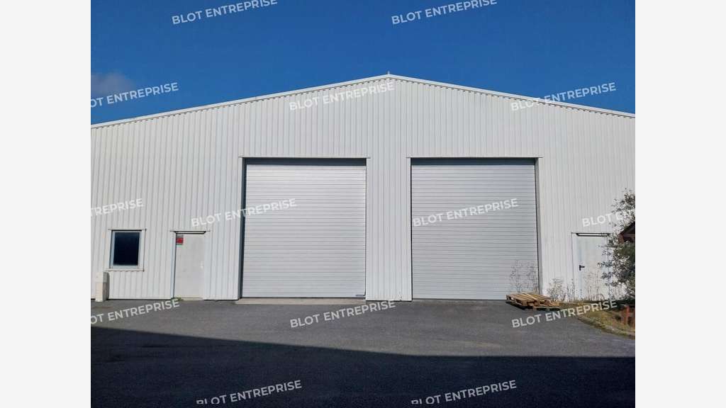 A louer cellule d'activités 396m² à Guérande