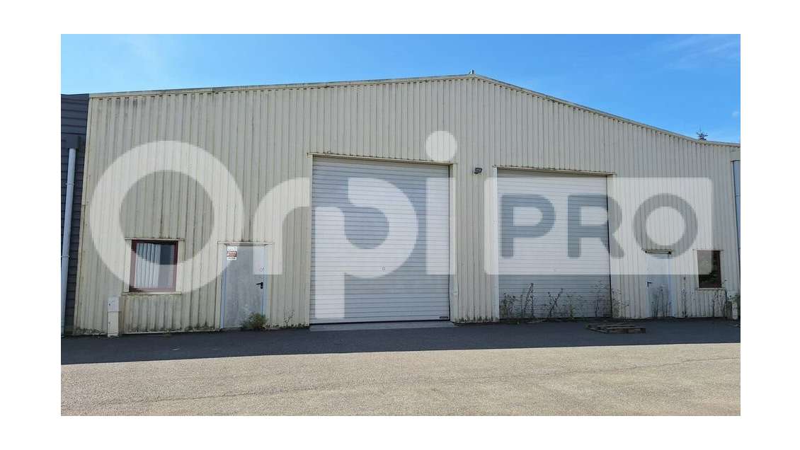 A louer entrepôt 396m² ZA Villejames Guérande