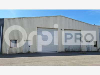 A louer entrepôt 396m² ZA Villejames Guérande