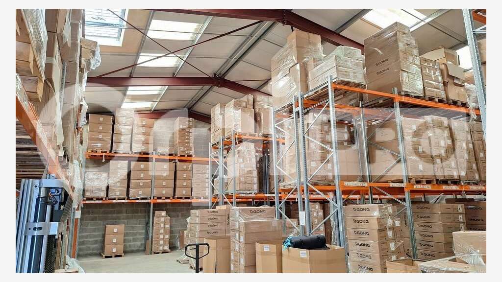 A louer entrepôt 396m² ZA Villejames Guérande