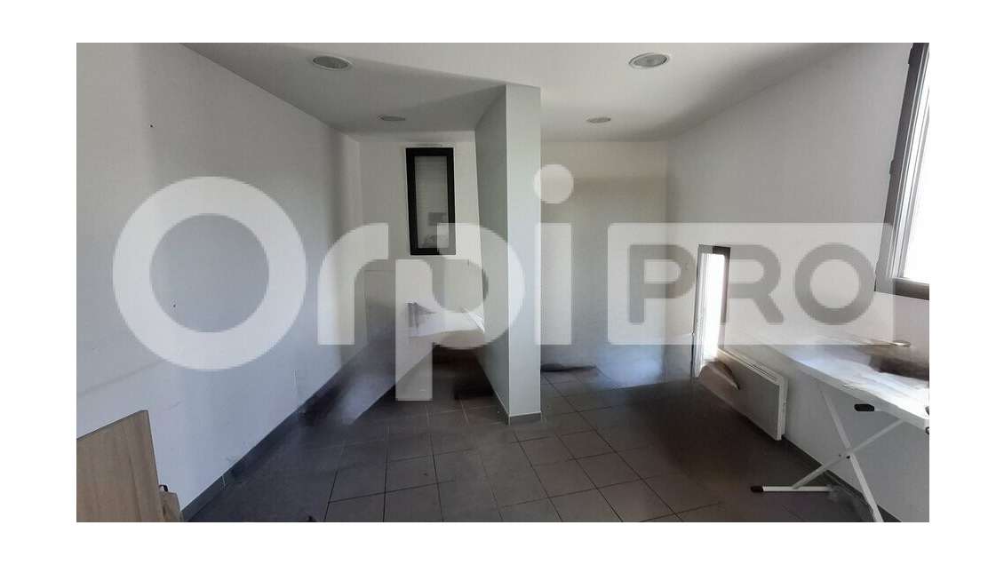 A louer local d'activité 252m² à Guérande