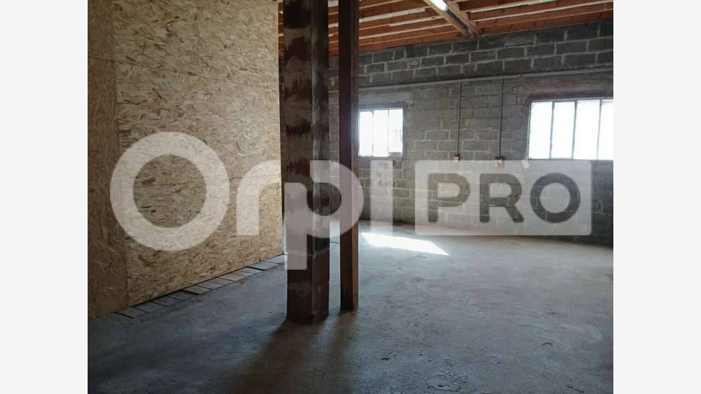 A louer entrepôt de 70m² à Saillé Guérande