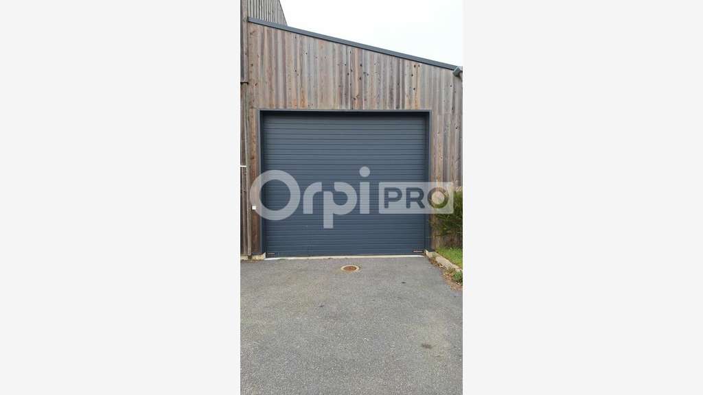 A louer entrepôt 140 m² sur GUERANDE