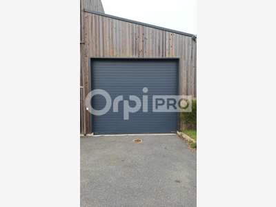 A louer entrepôt 140 m² sur GUERANDE
