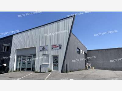 À LOUER - LOCAUX D'ACTIVITÉS - 387 M² - GUERANDE