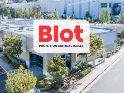 A louer locaux d'activités de 387m² à Guérande