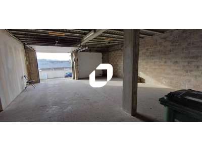 Location Locaux d'activités - Entrepôts à Guerville