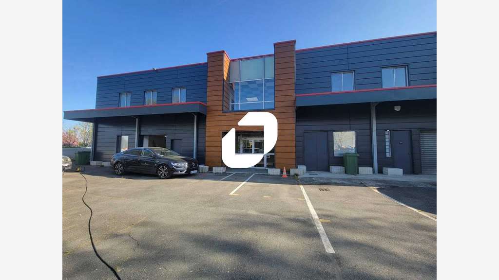 A louer Local d'activité 520m² Guibeville