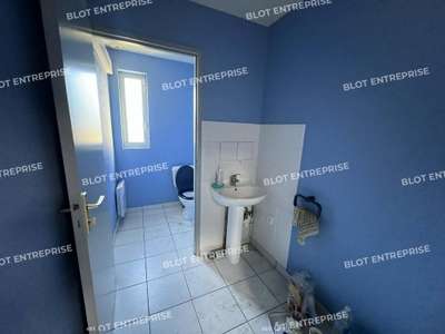 Location Locaux d'activités - Entrepôts à Guichen