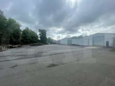 Location Locaux d'activités - Entrepôts à Guidel