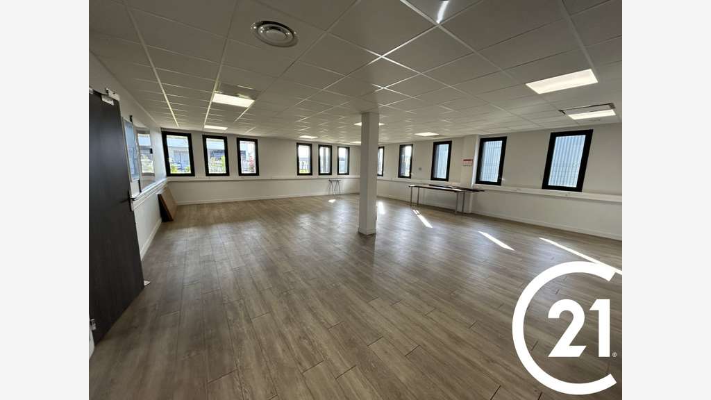 A louer bâtiment activité 470m² Guilherand Granges