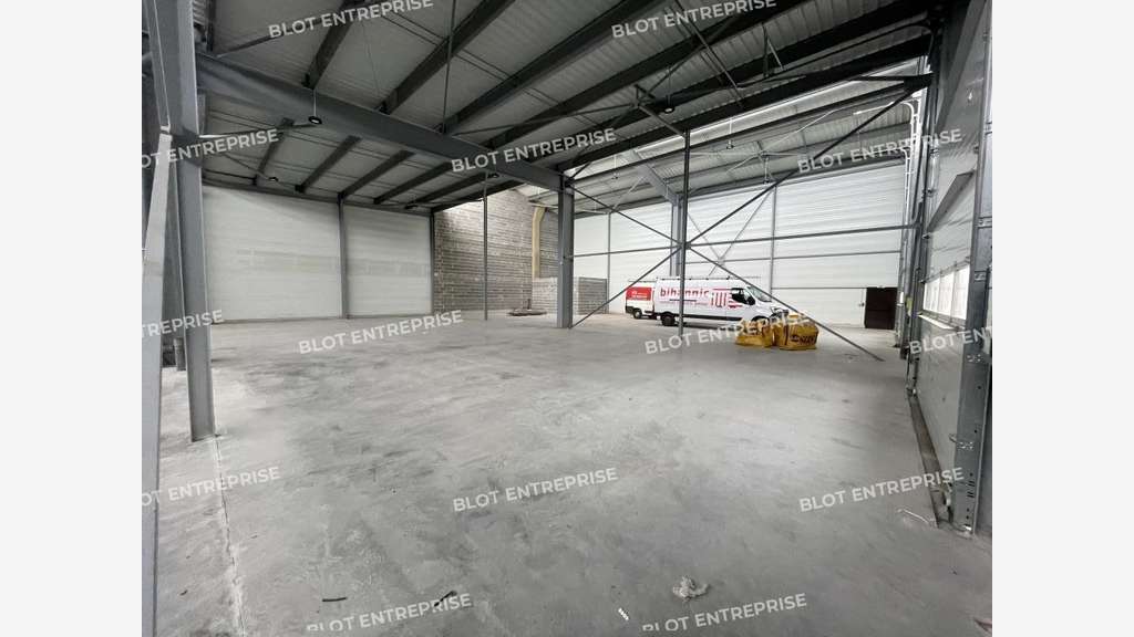 A louer local d'activités neuf de 562m² à Guipavas