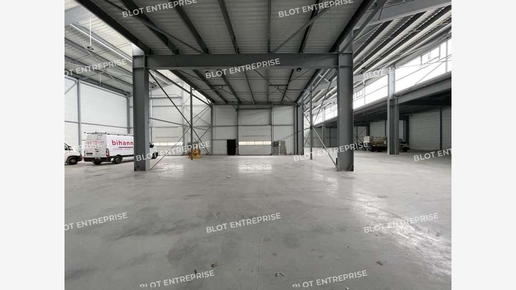 A louer local d'activités neuf de 562m² à Guipavas