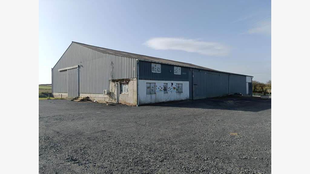 A louer local de stockage de 60m² à Guissény
