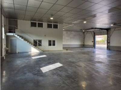 Local 510m² + bureau + stockage à à Hagondange