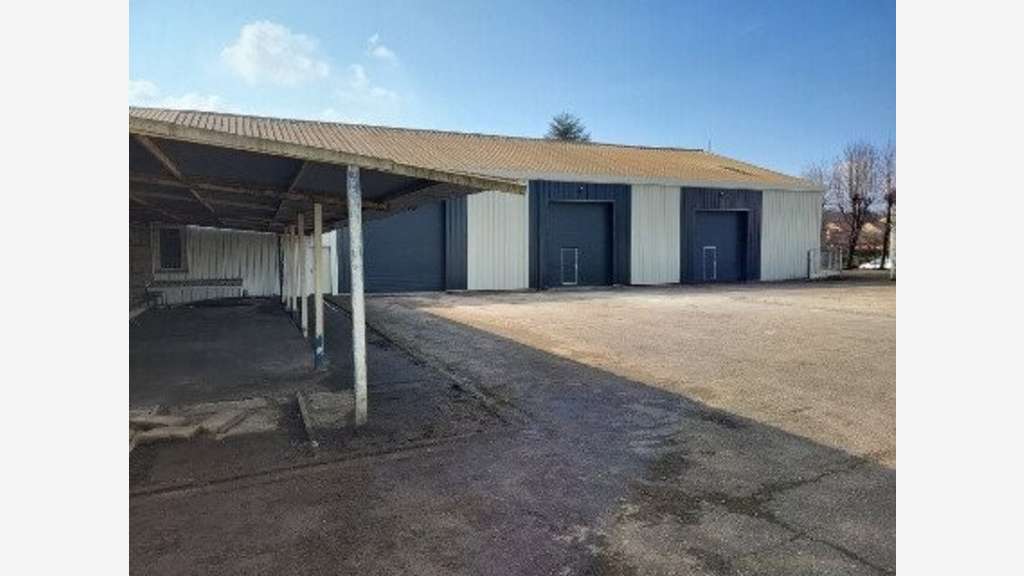Local 510m² + bureau + stockage à à Hagondange