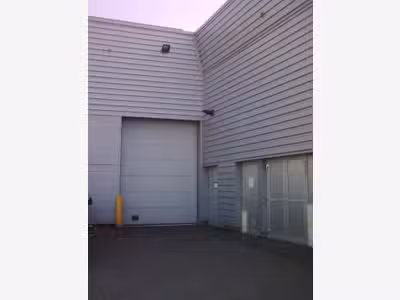 À louer local d'activités 305m² à Harfleur 