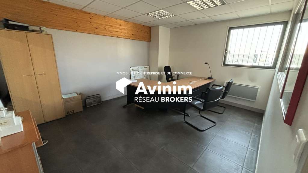 A louer local d’activité 535m² empl premium 76
