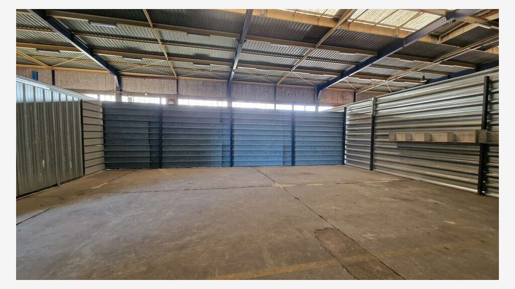 Dépôt entrepôt de 200m² à louer à Hauconcourt