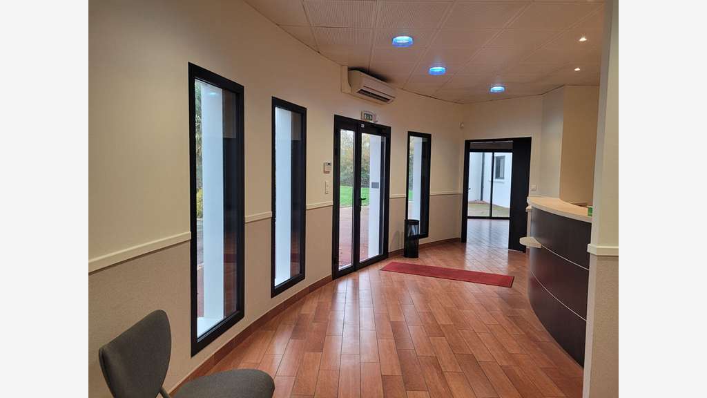 A louer local d'activité 367m² à Haute Goulaine