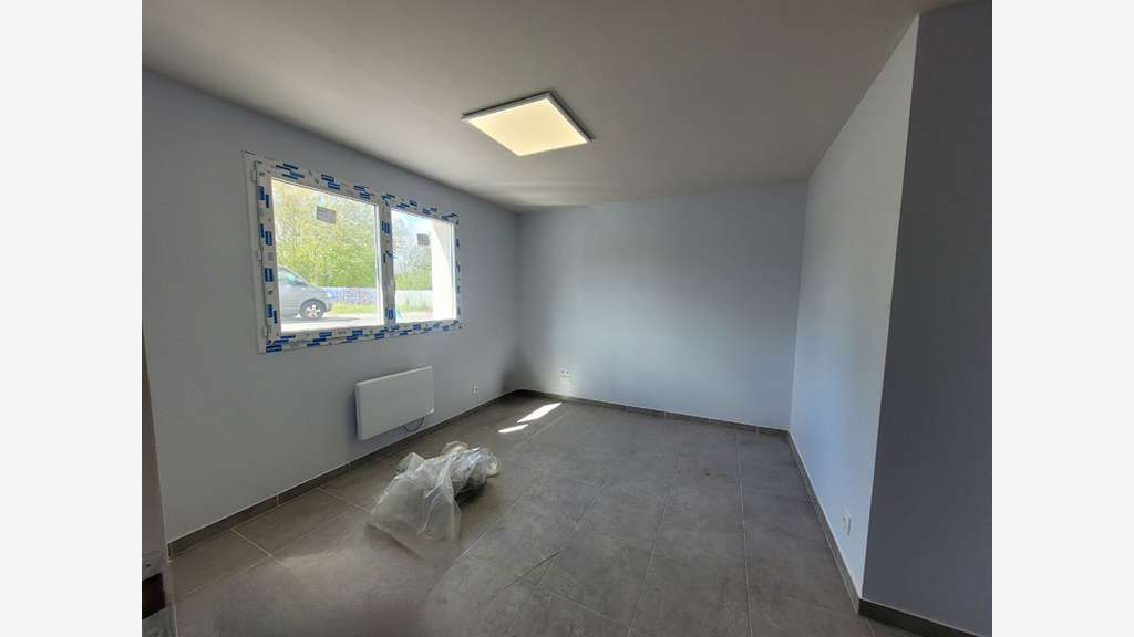 A louer local d'activité 110m² à Haute Goulaine