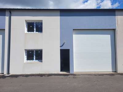 A louer local d'activité 110m² à Haute Goulaine