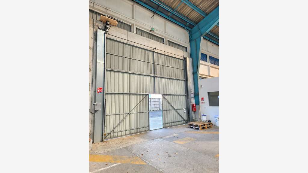 Local d'activité 1040m² à louer à Hendaye Joncaux 
