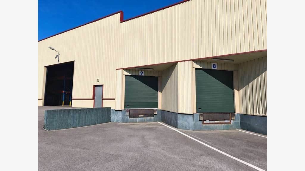 HENDAYE - ENTREPOT à louer