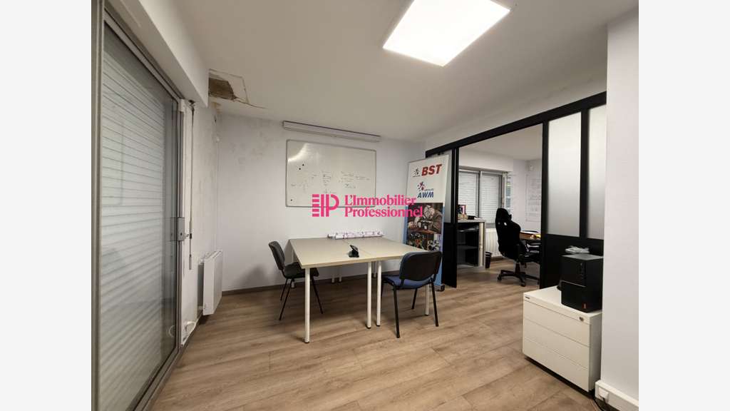 A louer entrepôt 285m² secteur Hennebont