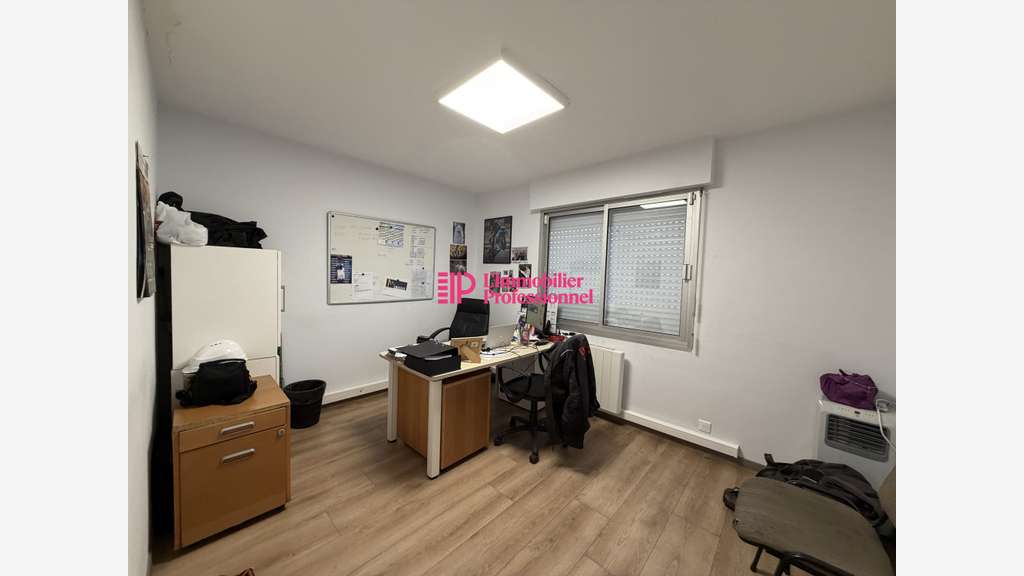 A louer entrepôt 285m² secteur Hennebont