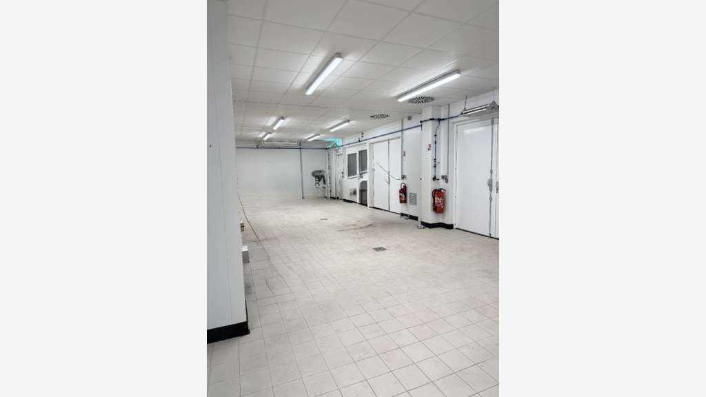 À louer local agroalimentaire 226m² à Henrichemont