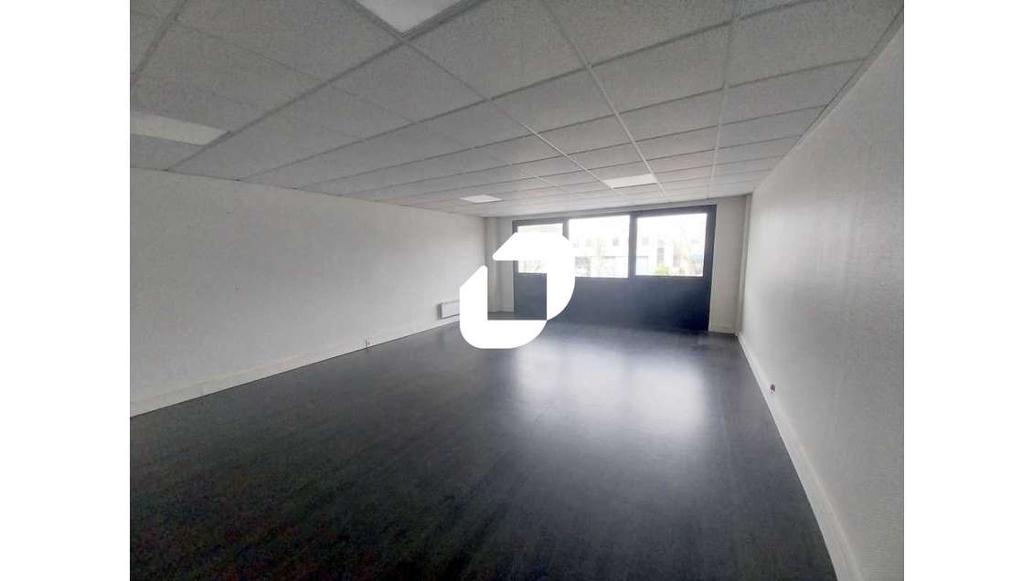A louer Local d'activité 298m² Herblay