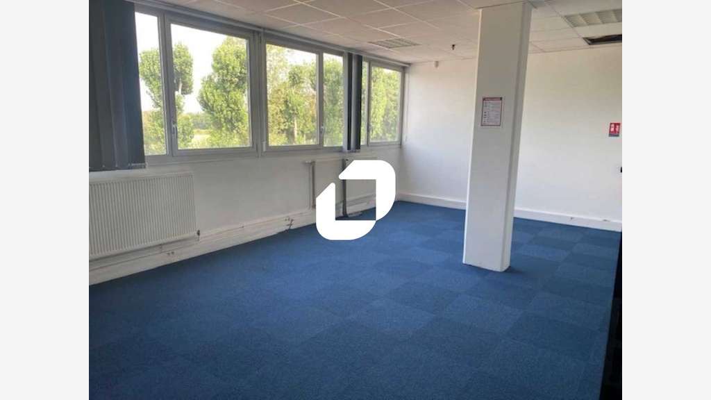 A louer Local d'activité 1393m² Herblay