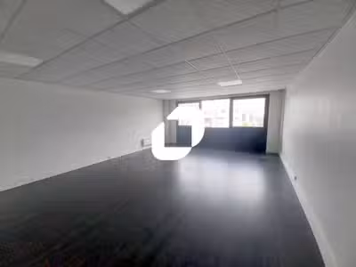A louer Local d'activité 298m² Herblay