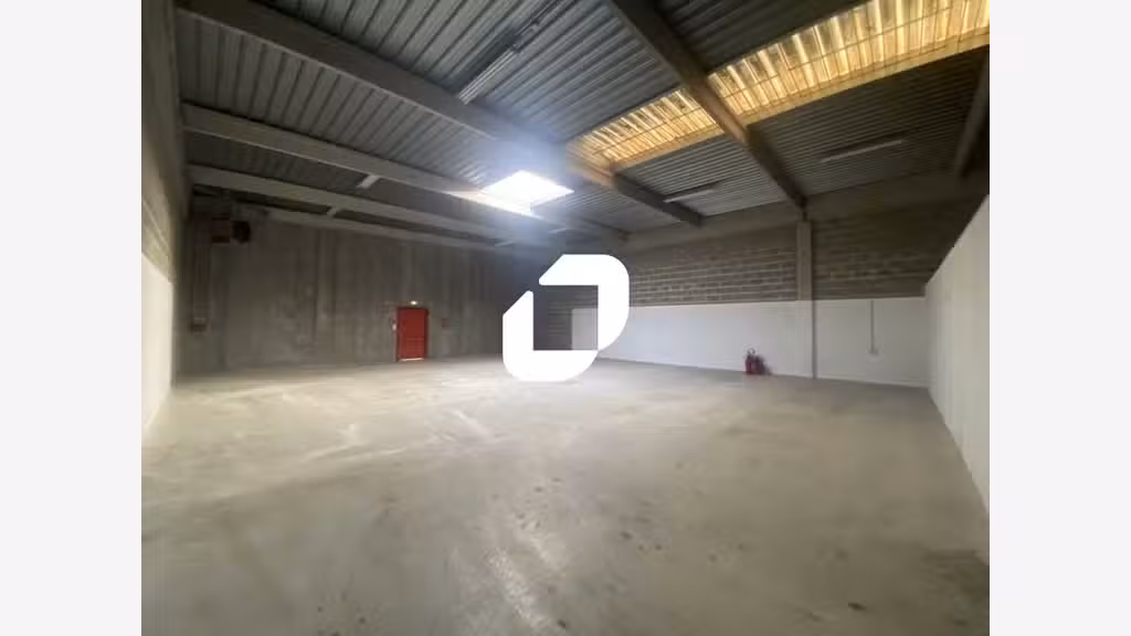 A louer Local d'activité 1052m² Herblay