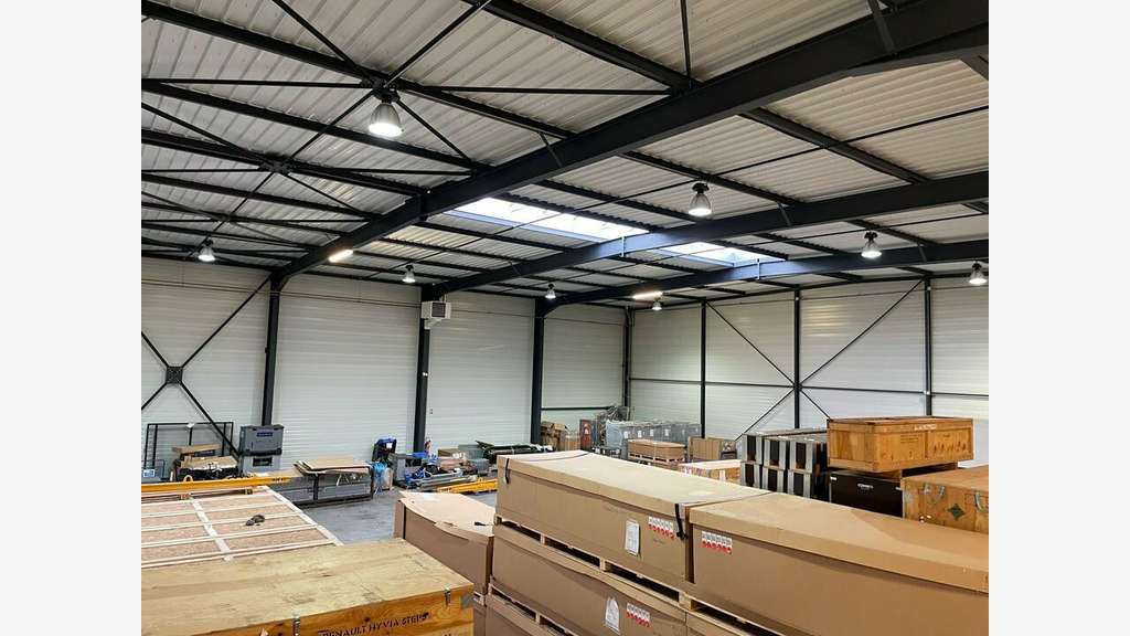 NORD FRANCHE-COMTE - ENTREPOT - LOGISTIQUE à louer