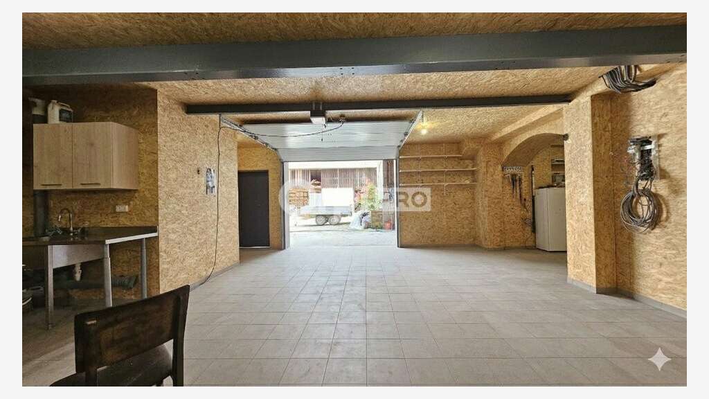 Ensemble immobilier à louer 240m² Horbourg-Wihr