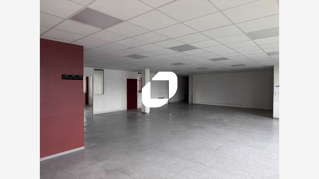 A louer Local d'activité 11111m² Houplines