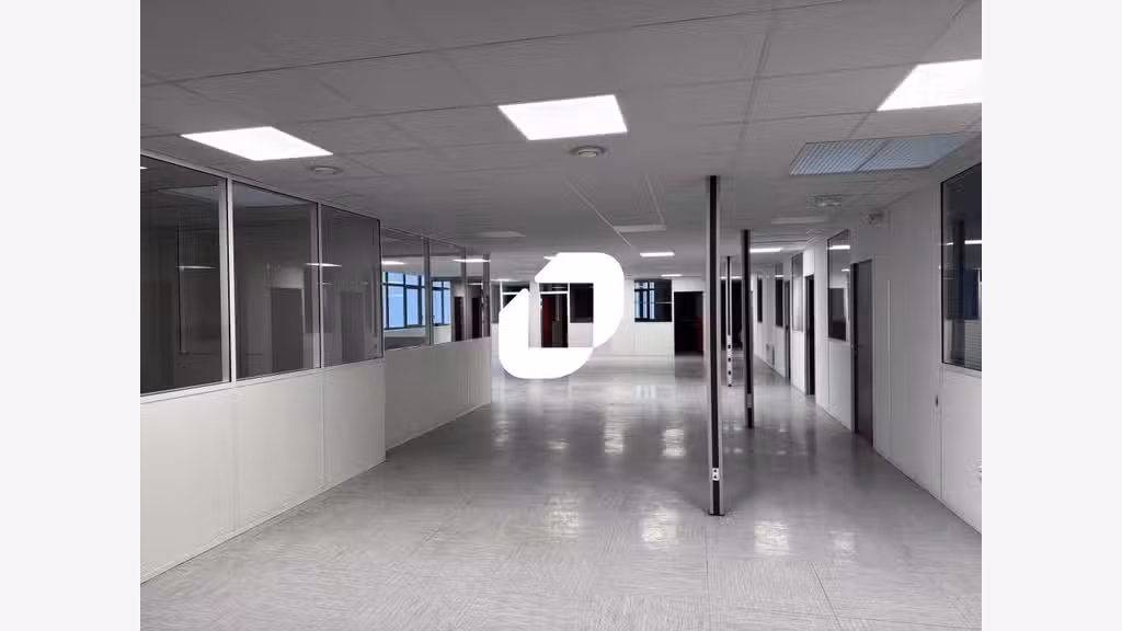 A louer Local d'activité 21211m² Houplines