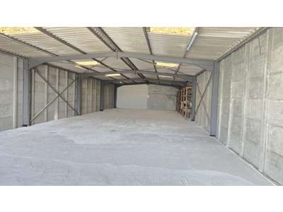 Location Locaux d'activités - Entrepôts à Hyères